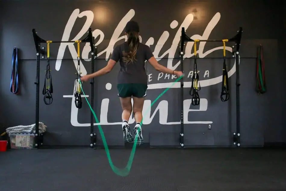 Easy Jump Rope Workouts for Beginners JumpRopeHub